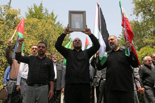 AA-20240731-35279311-35279301-HAMAS_LIDERI_HENIYYENIN_IRANDA_SUIKASTA_UGRAMASI_TEHRAN_UNIVERSITESINDE_PROTESTO_EDILDI