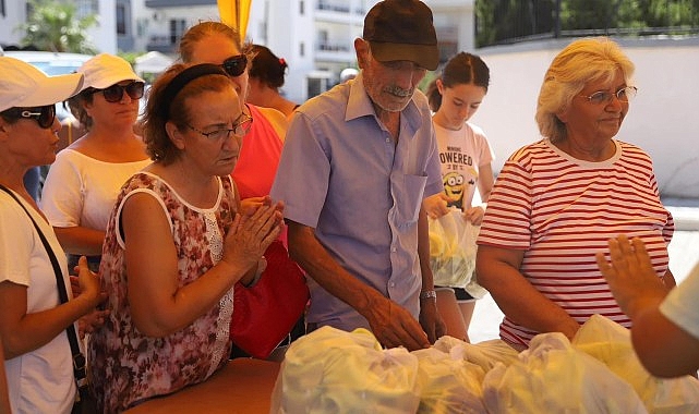 Didim Belediyesi'nin yetiştirdiği sebzeler vatandaşlara ücretsiz dağıtıldı – GÜNDEM