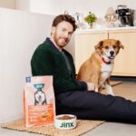 Chris Evans, Dog Dodger ve Jinx ile ortaklık hakkında konuşuyor